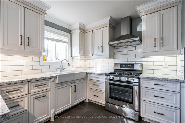 4 Mallard Cres, Brampton