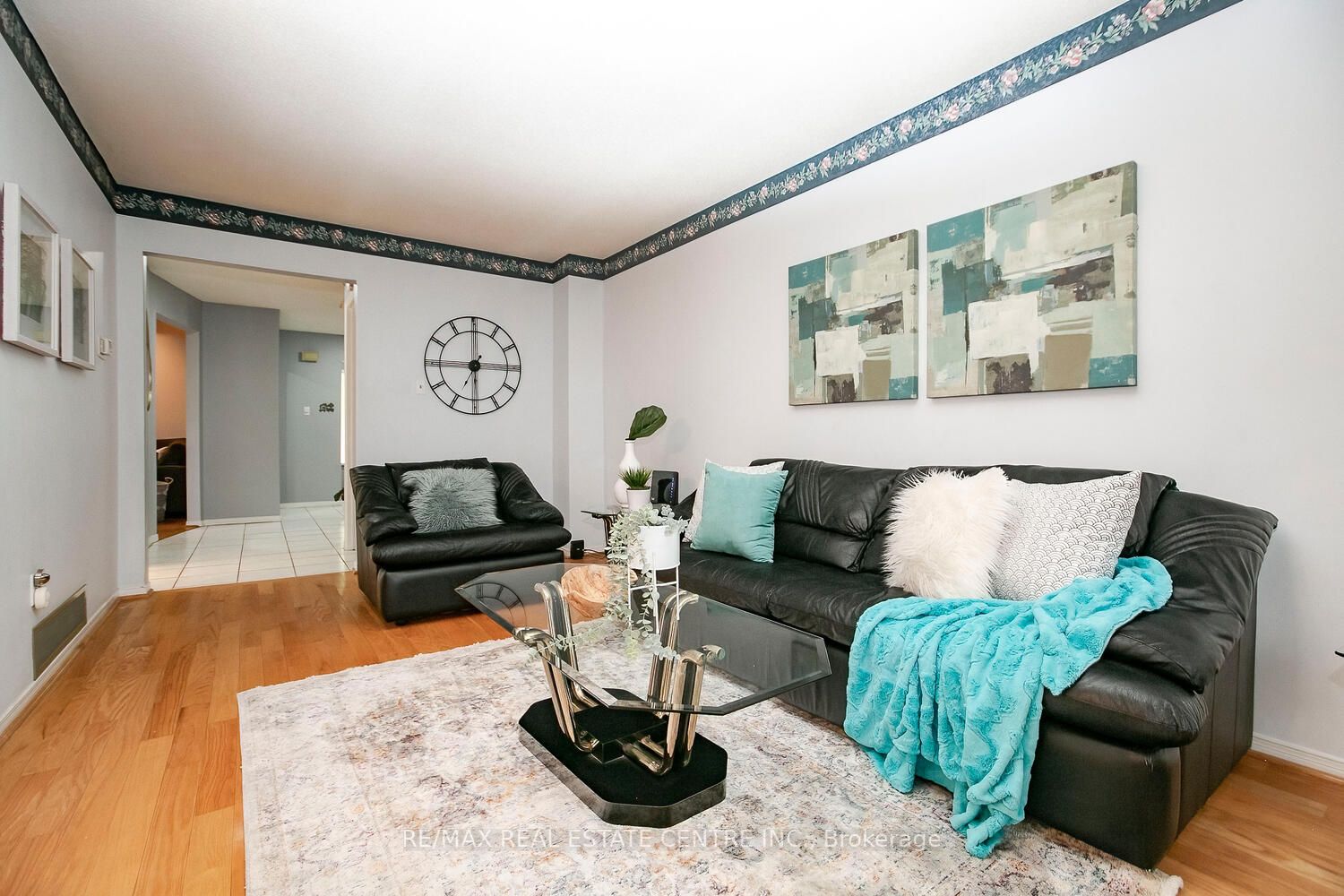Listing W6009400 - Large Photo # 8