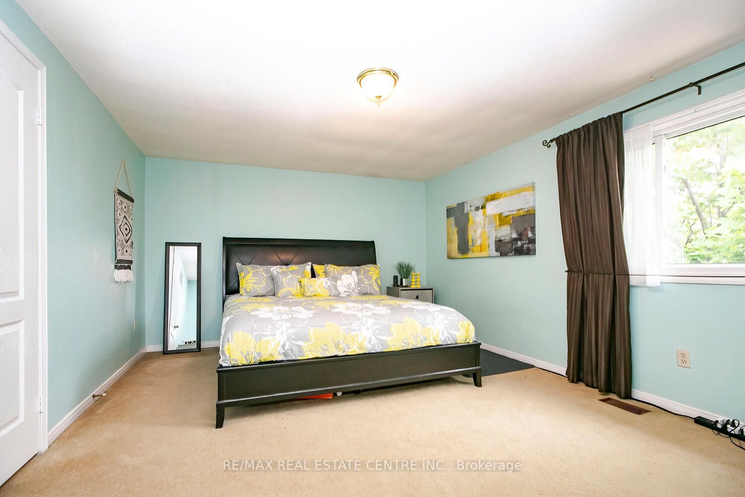 Listing W6009400 - Large Photo # 13