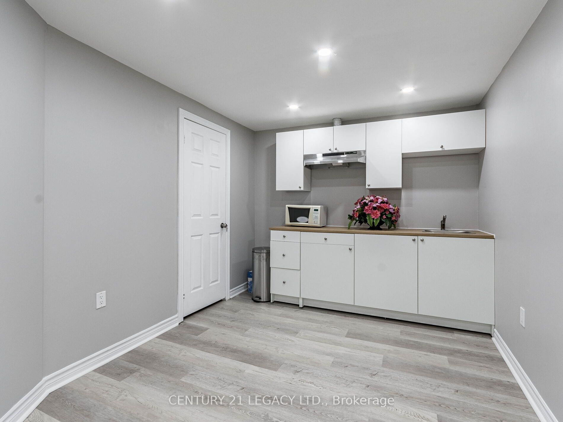 Listing W6009636 - Large Photo # 32