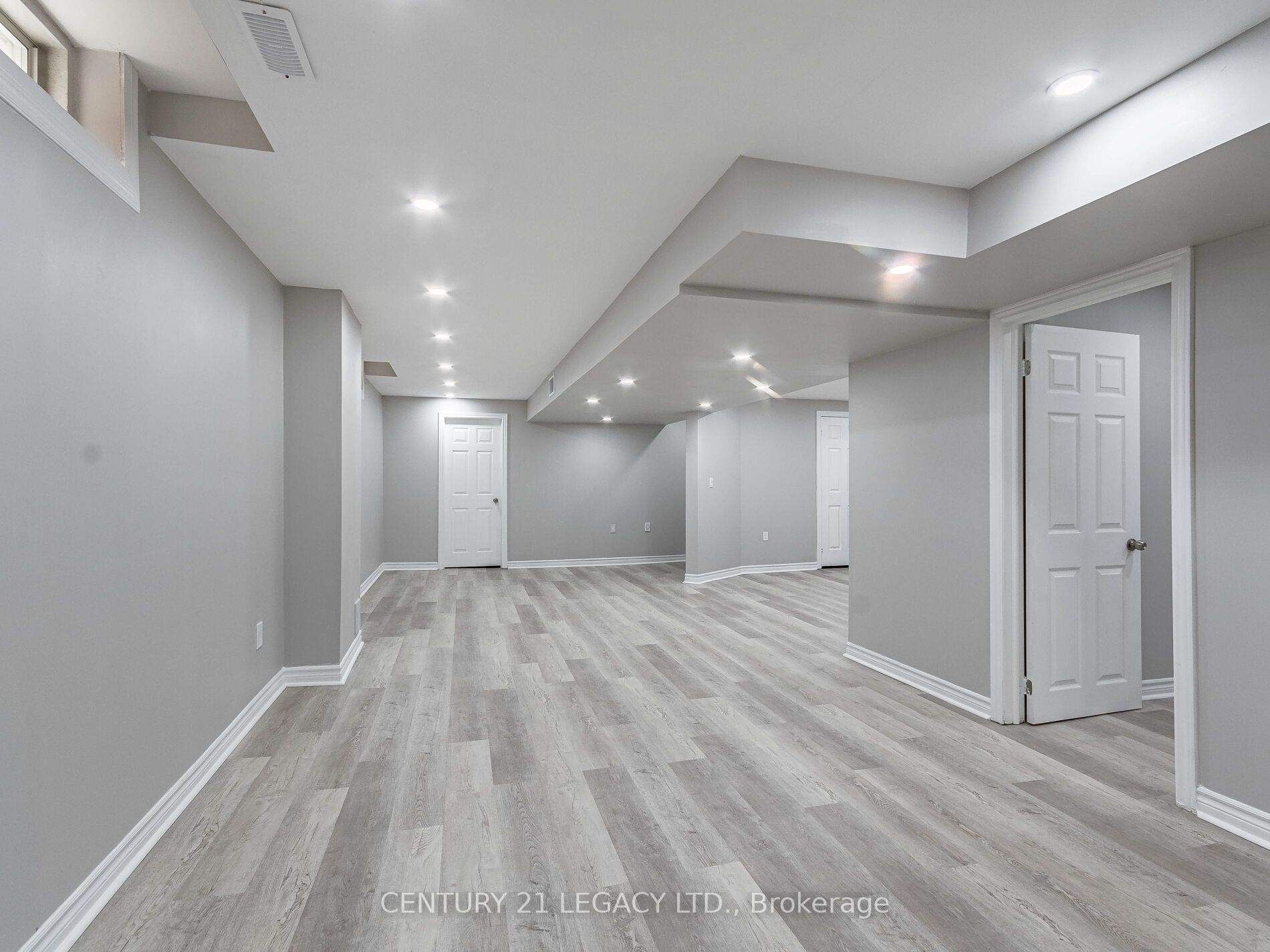 Listing W6009636 - Large Photo # 33