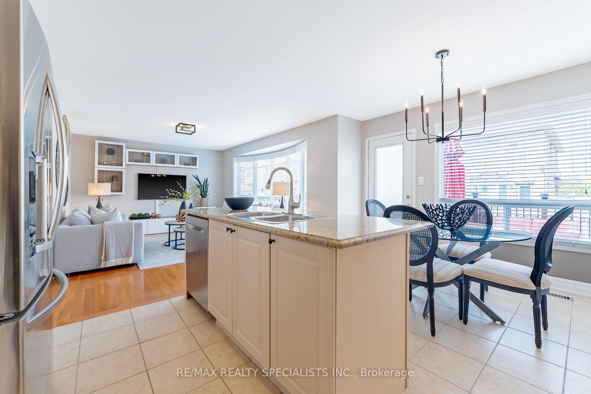 Listing W6009700 - Large Photo # 16