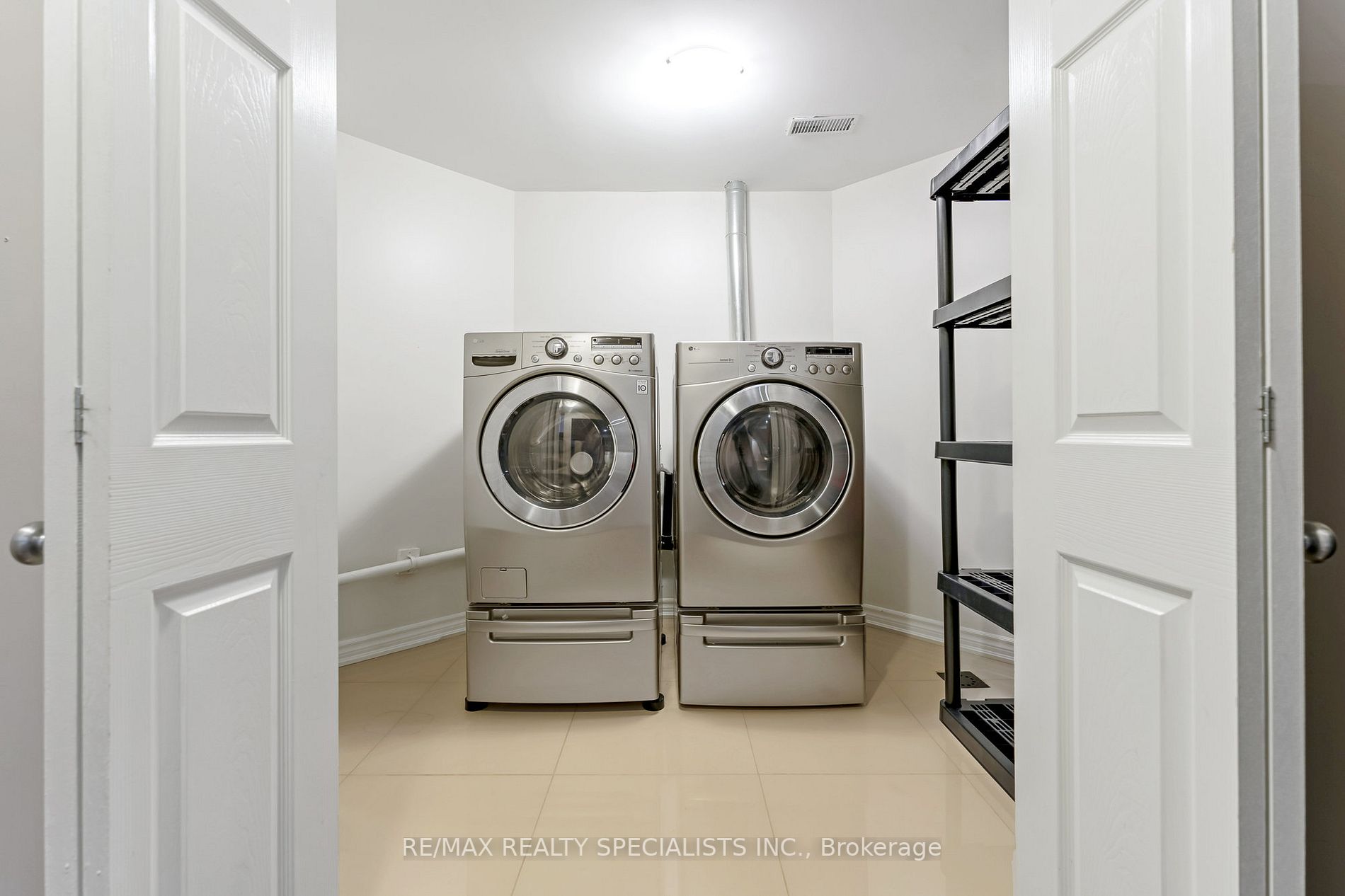 Listing W6009700 - Large Photo # 35