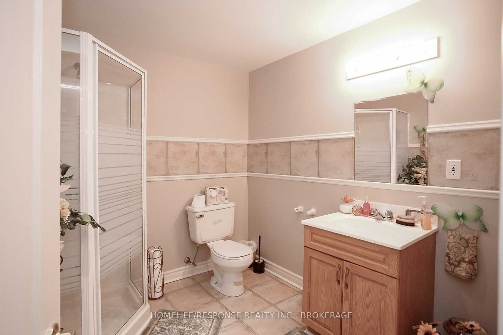2166 Erin Centre Blvd