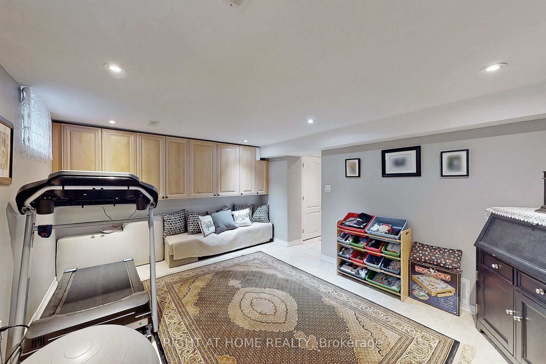 521 Boismere Crt