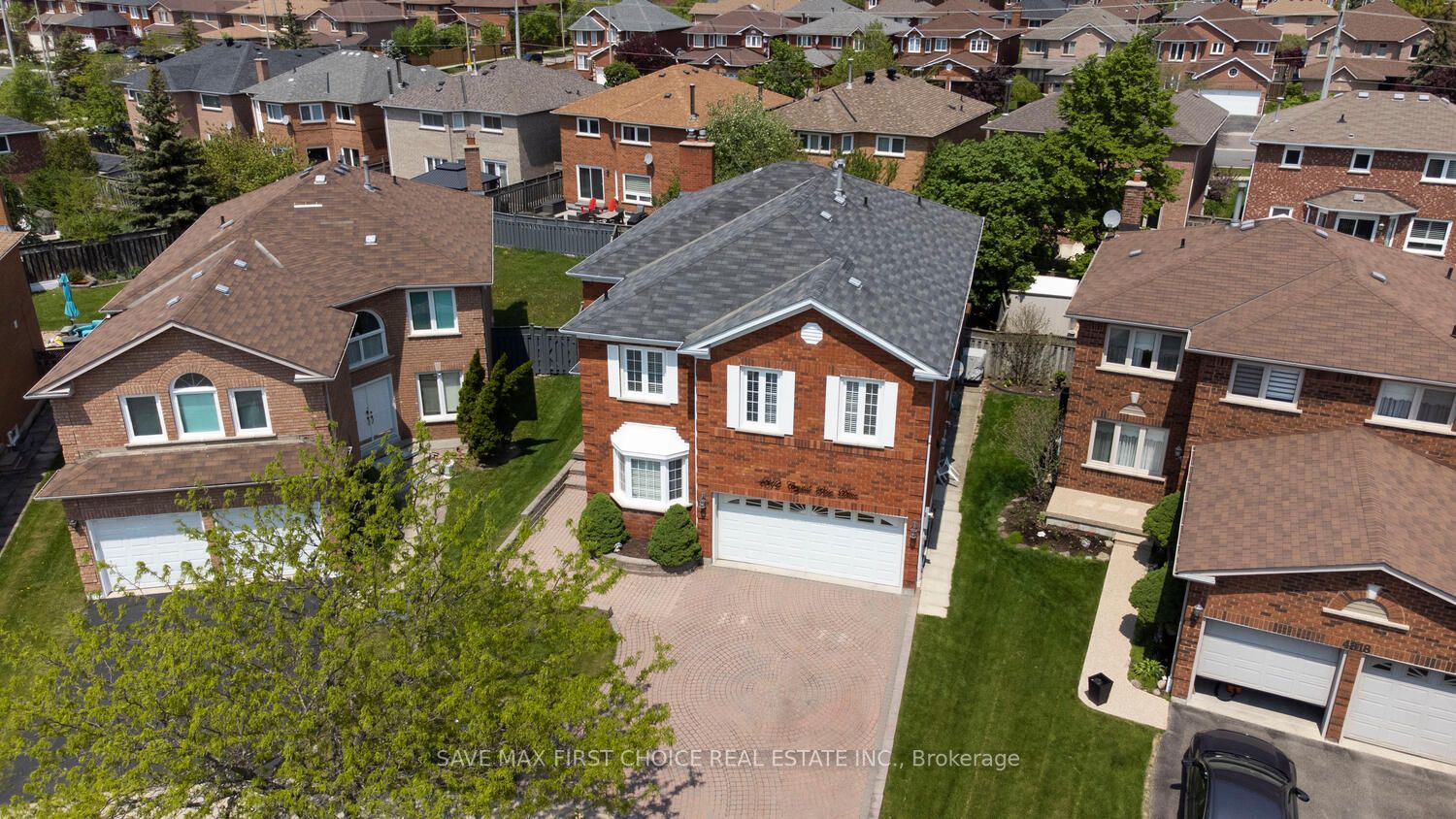 4812 Crystal Rose Dr