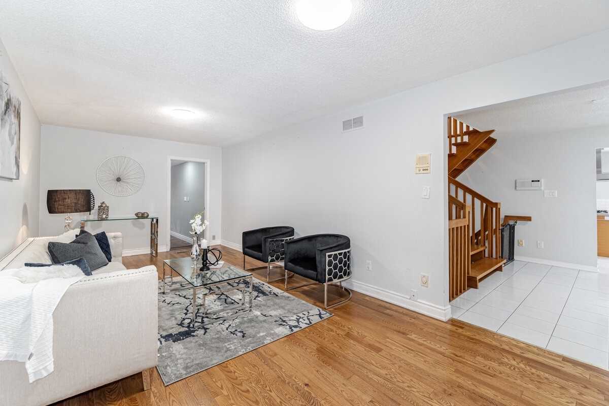 7 Keily Crescent