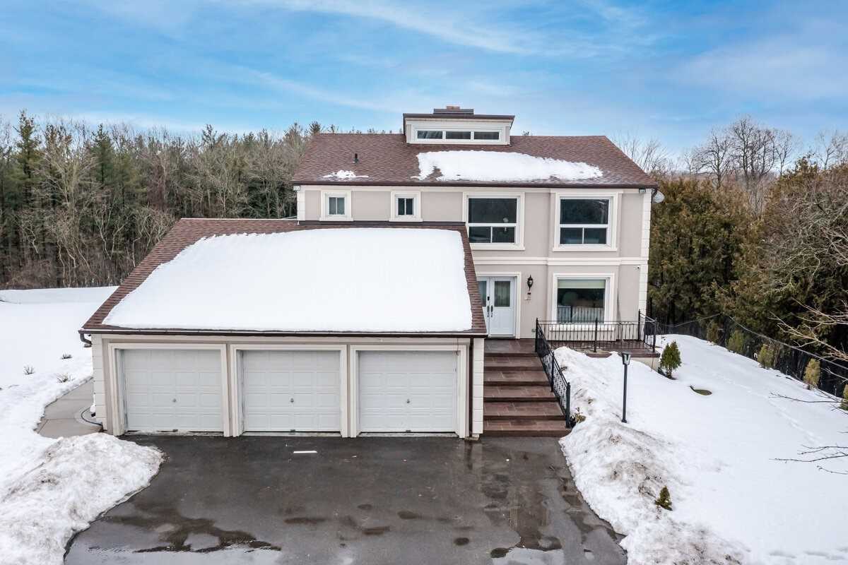 7 Keily Crescent