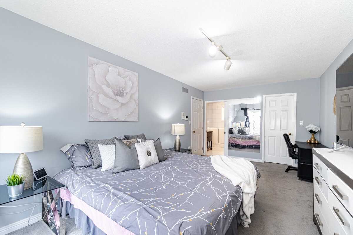 7 Keily Crescent