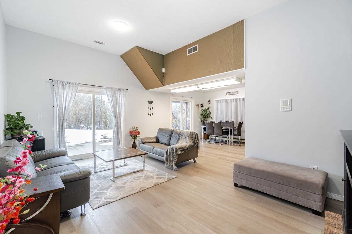 7 Keily Crescent
