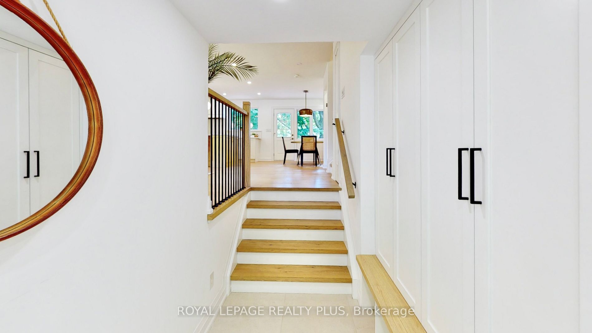 Listing W6010380 - Large Photo # 3