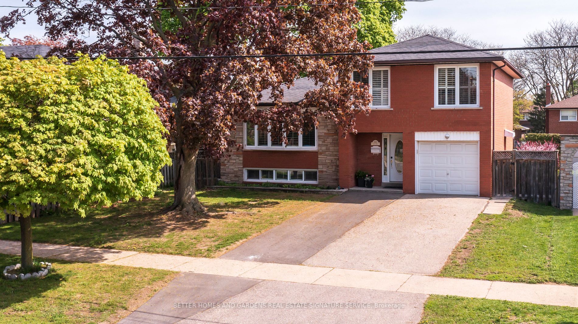 Listing W6010532 - Large Photo # 1