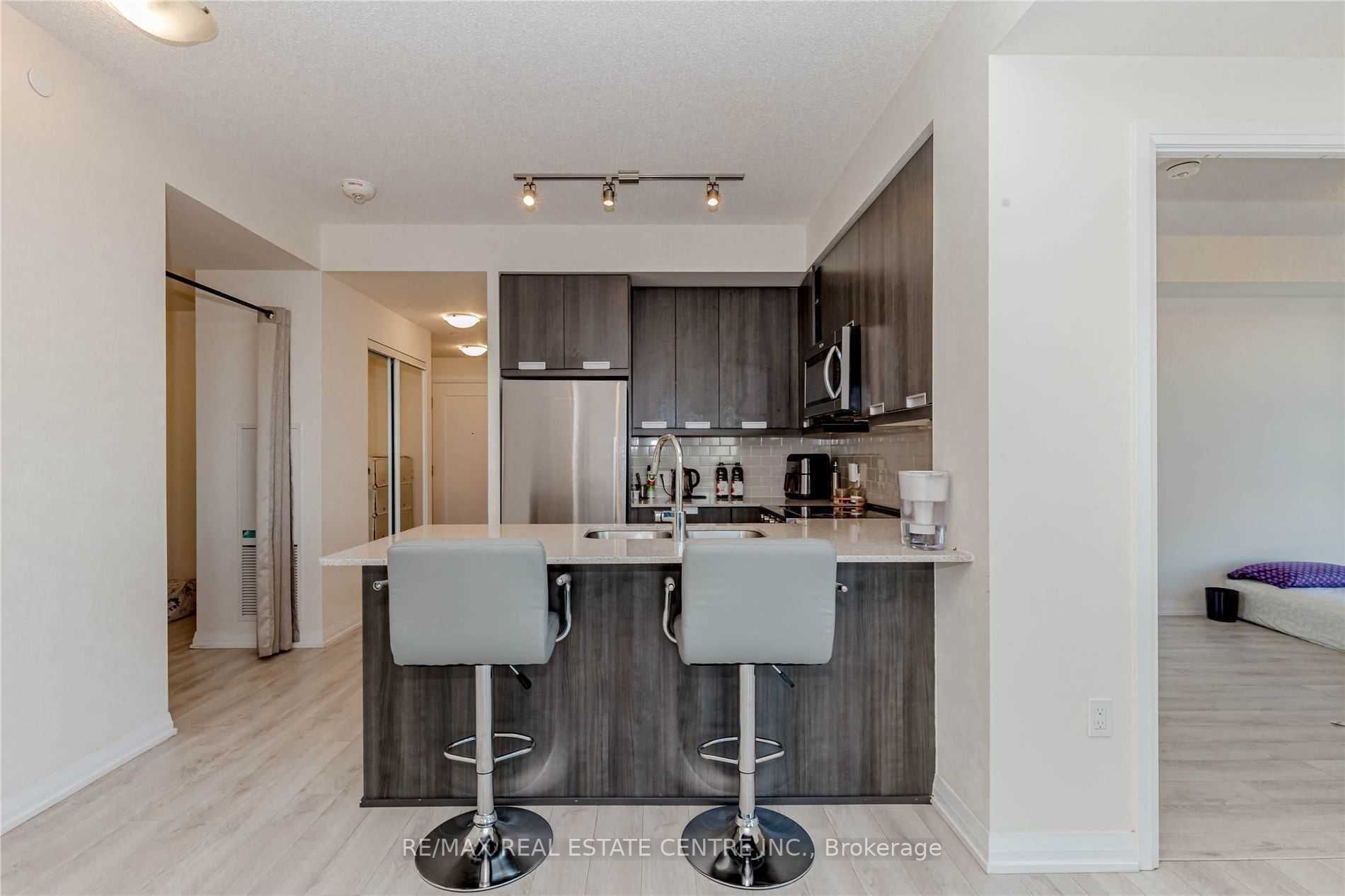 35 Watergarden Dr, #413