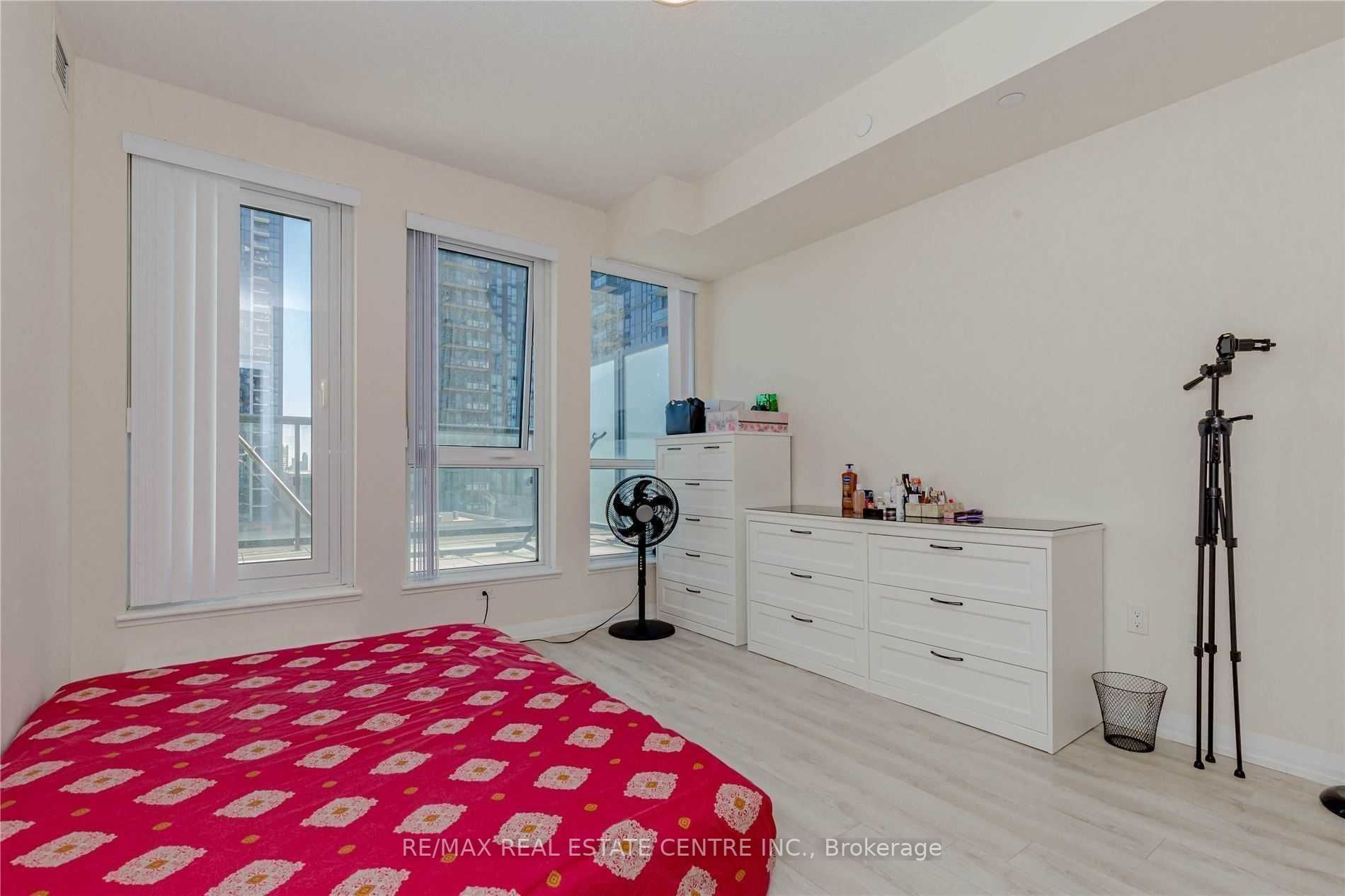 35 Watergarden Dr, #413