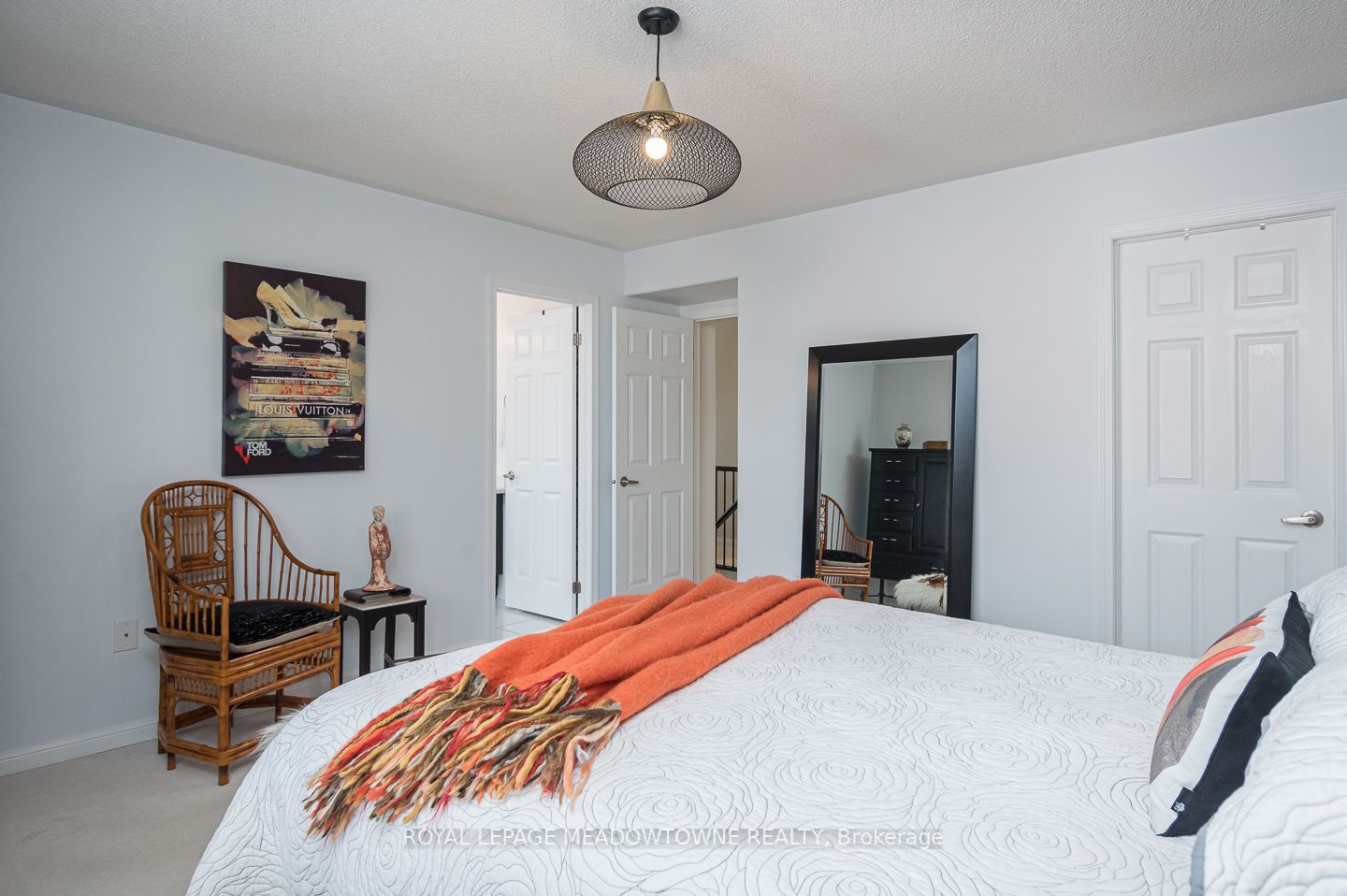 832 Rayner Court