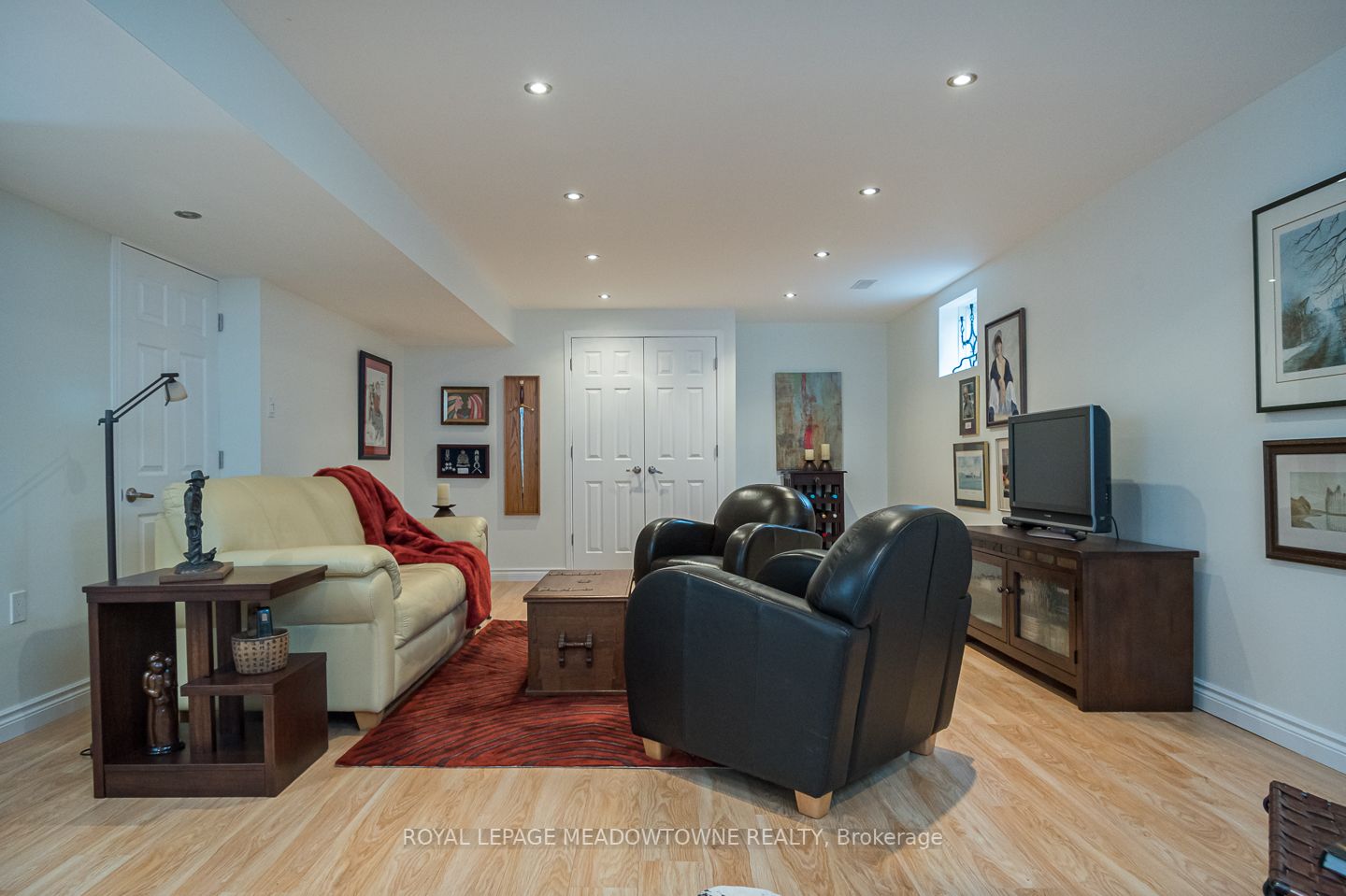 832 Rayner Court