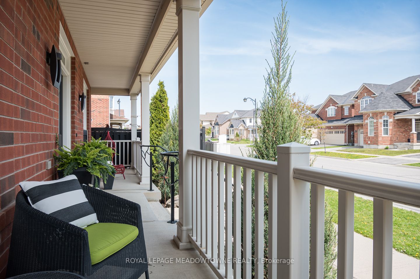 832 Rayner Court