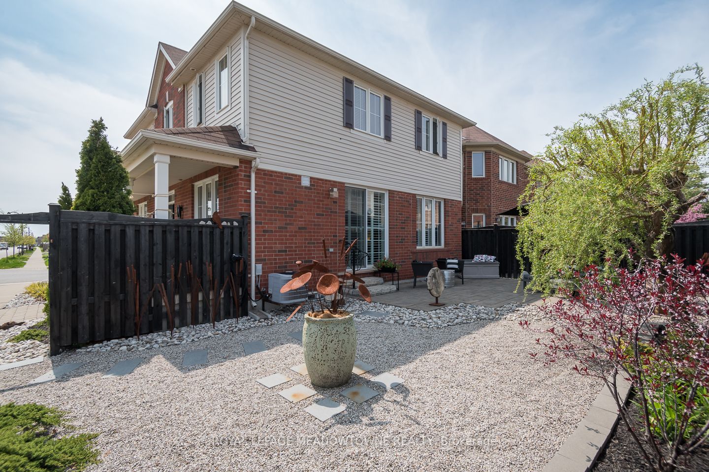 832 Rayner Court