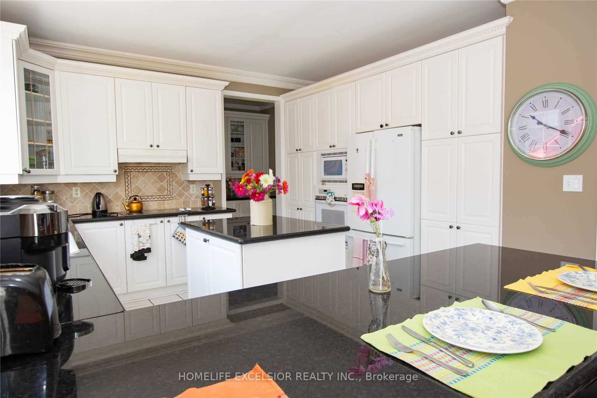 Listing W6010788 - Large Photo # 14