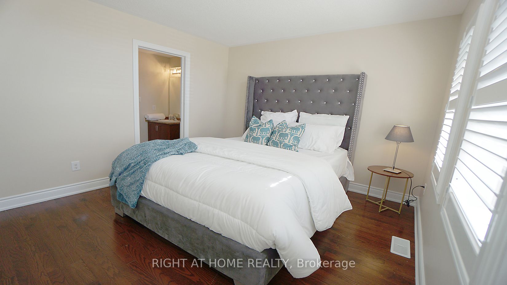 Listing W6010820 - Large Photo # 26