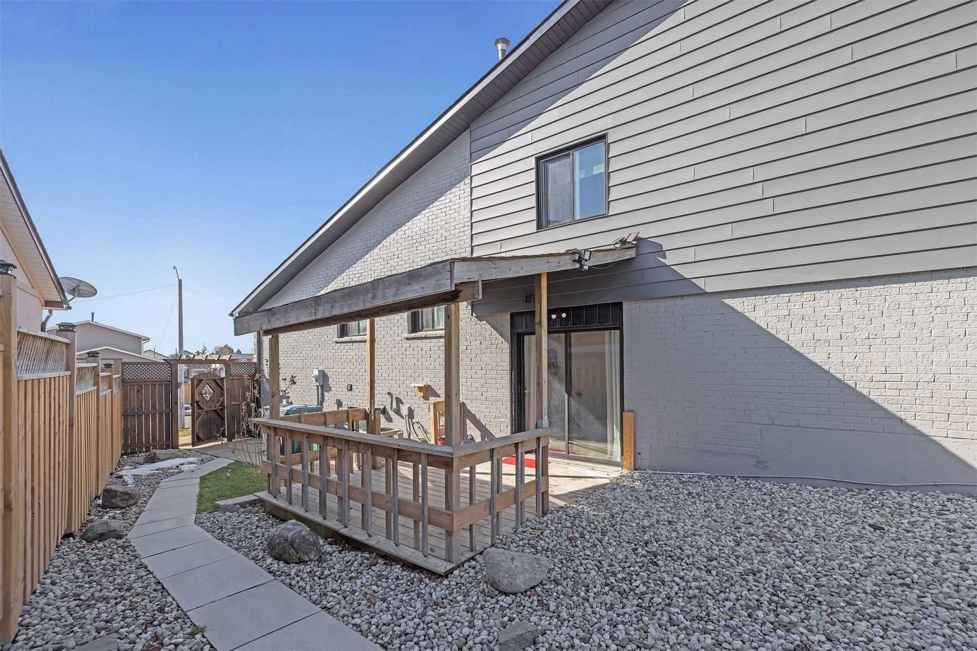 35 Crosswood Lane, Brampton
