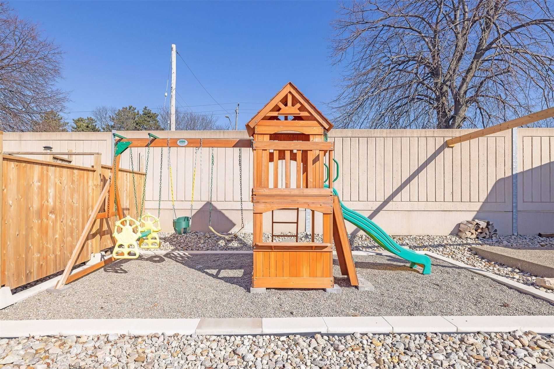 35 Crosswood Lane, Brampton