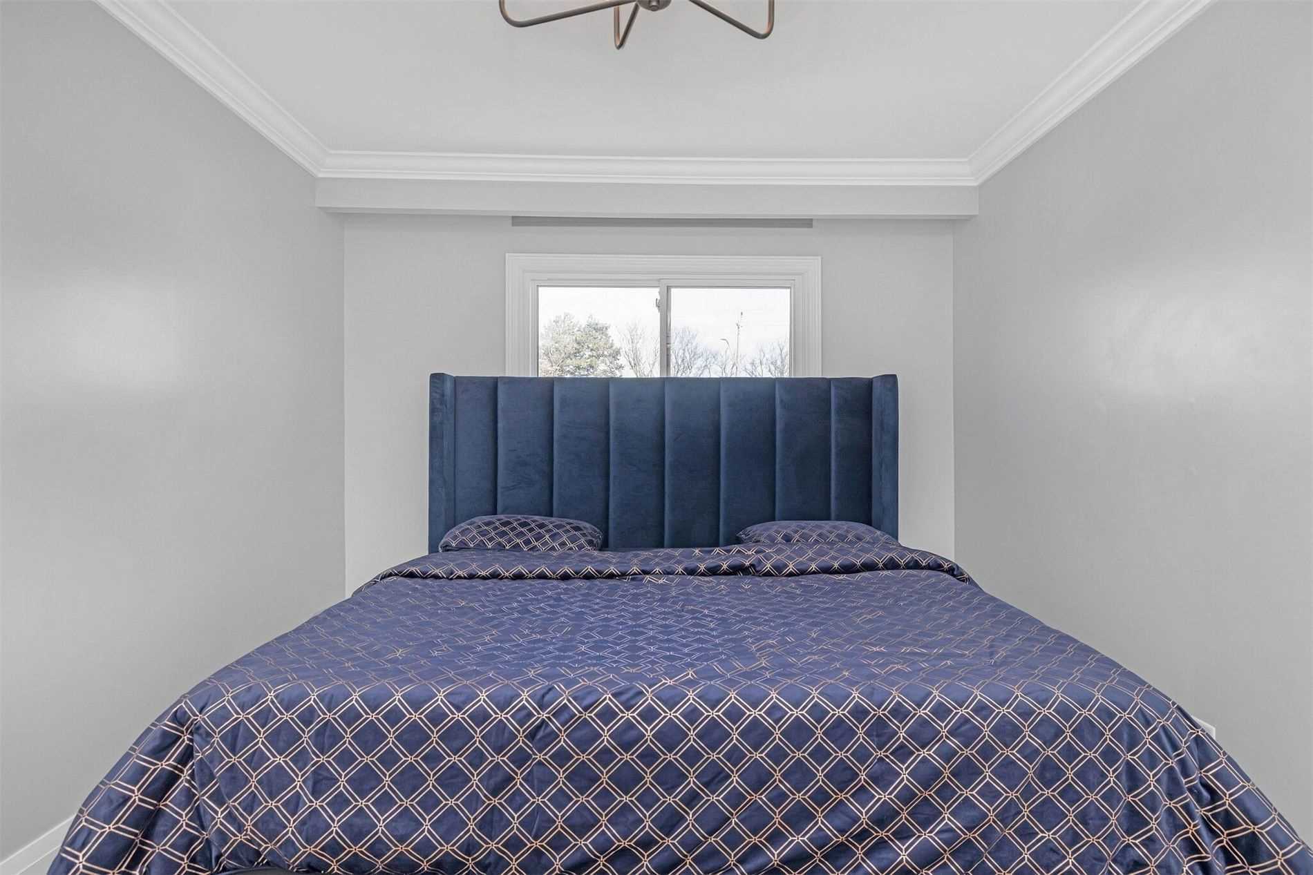 35 Crosswood Lane, Brampton