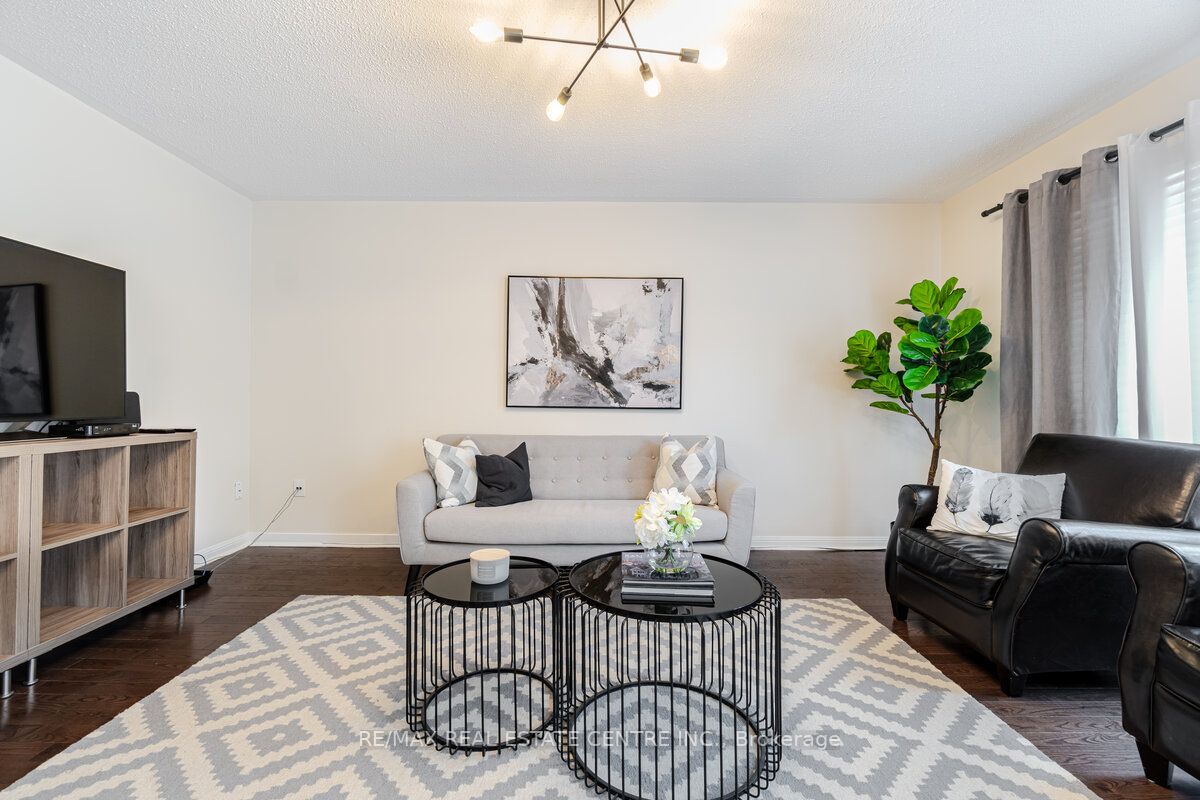 Listing W6010920 - Large Photo # 9