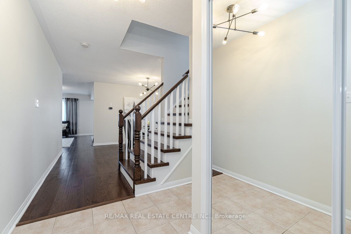 Listing W6010920 - Large Photo # 4