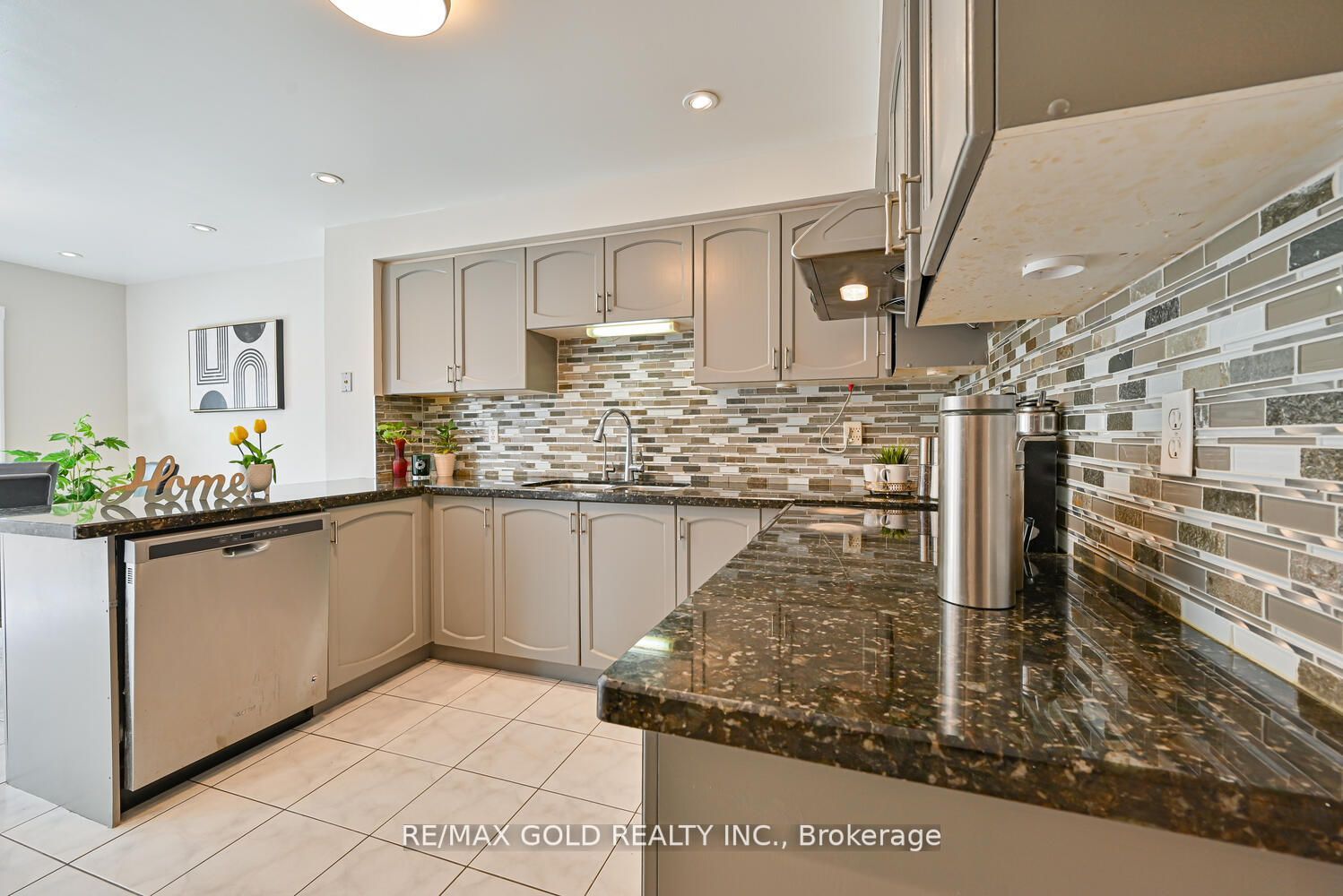 Listing W6011304 - Large Photo # 11