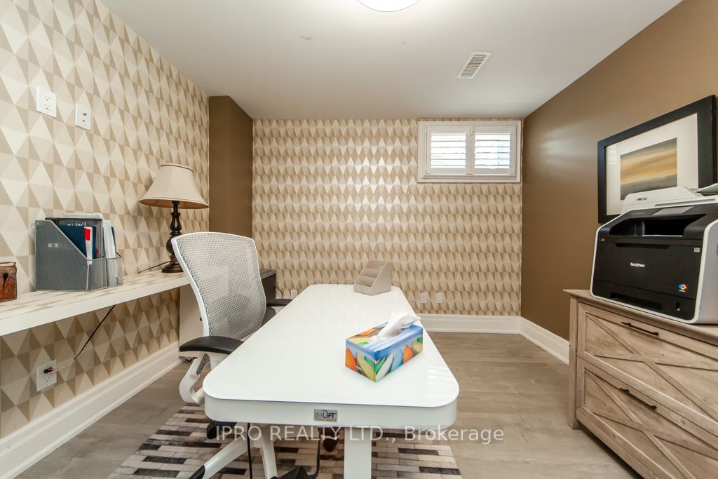 Listing W6012140 - Large Photo # 34