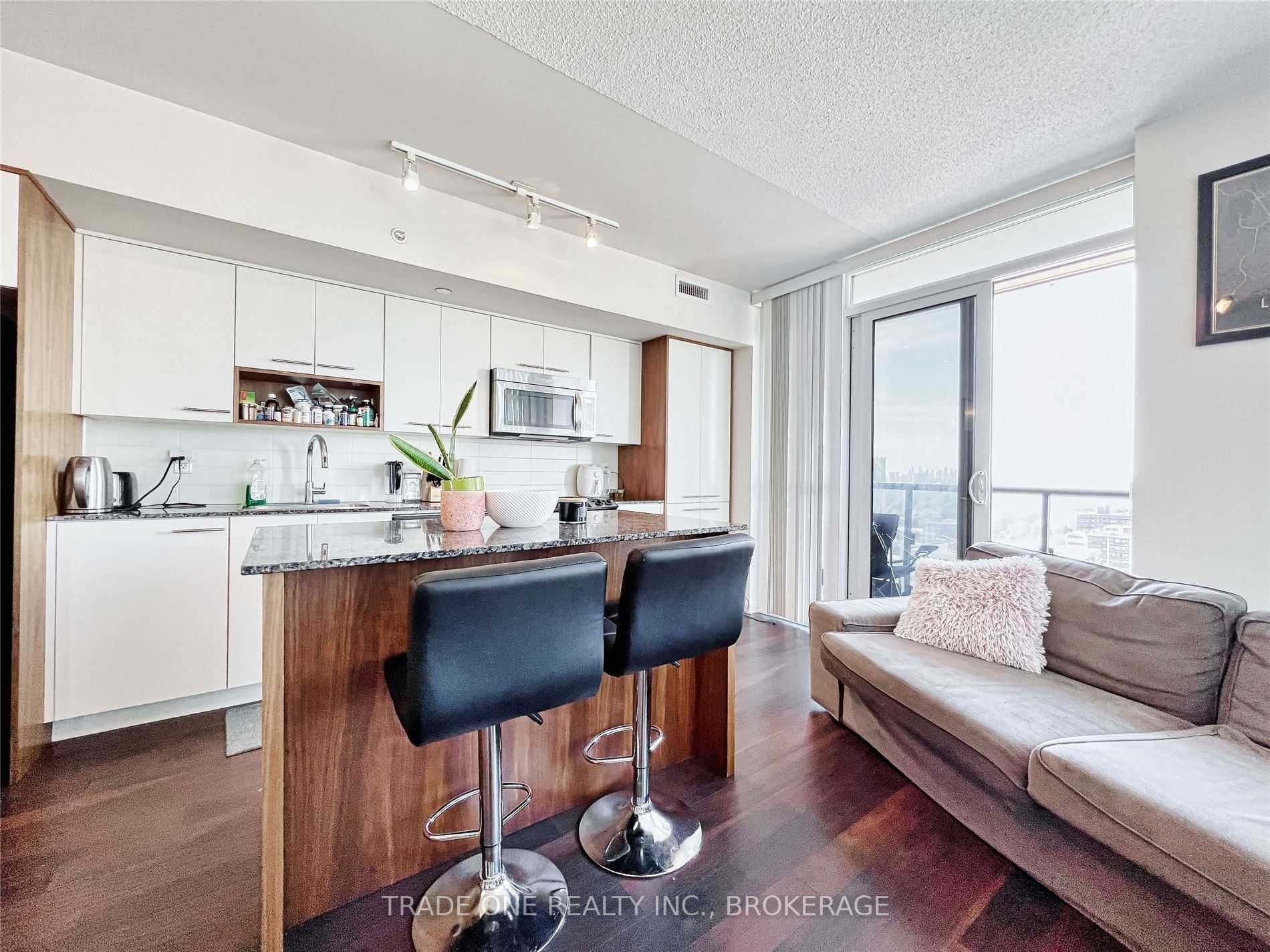 Listing W6012177 - Large Photo # 11