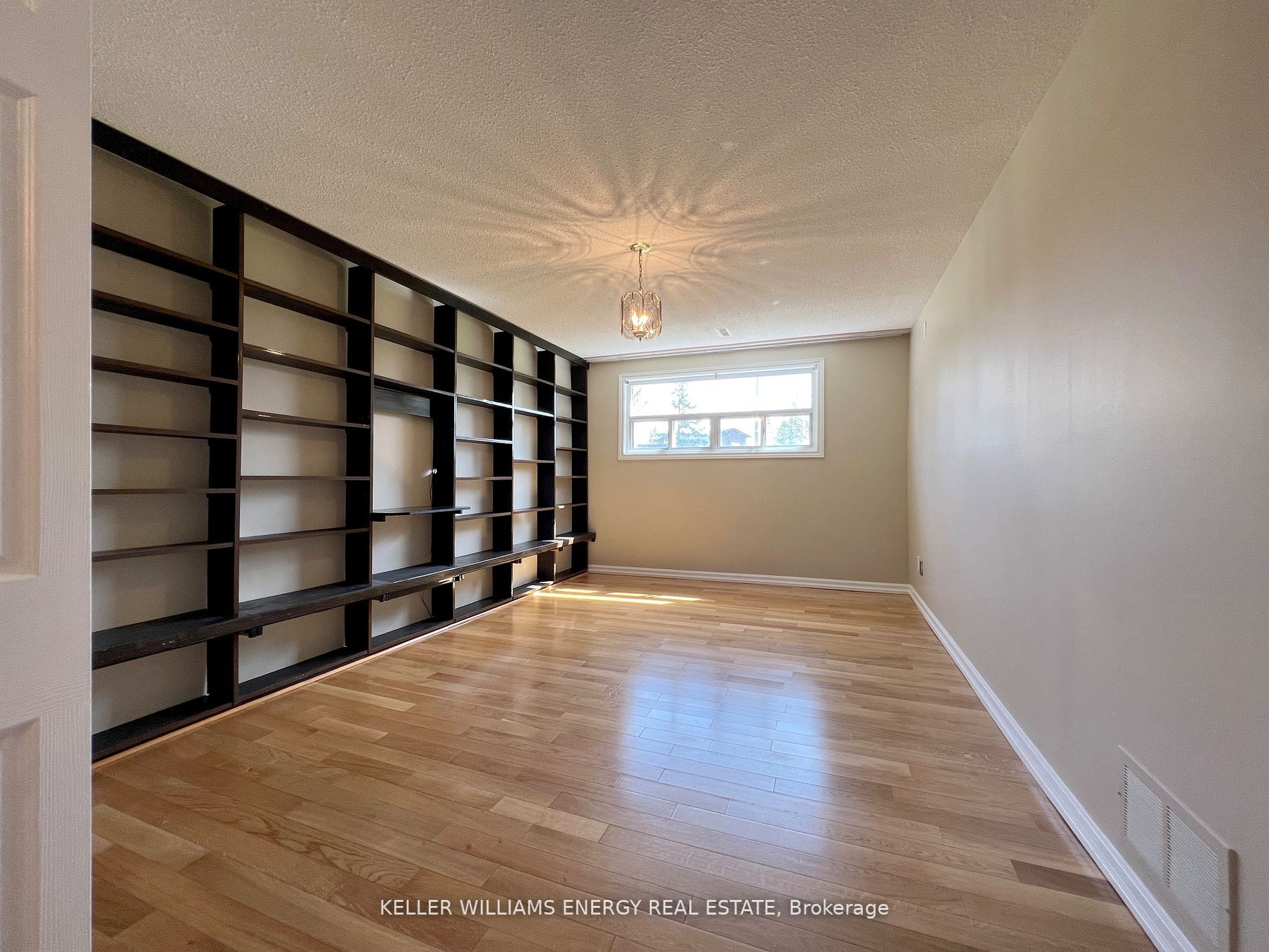 Listing W6012424 - Large Photo # 18