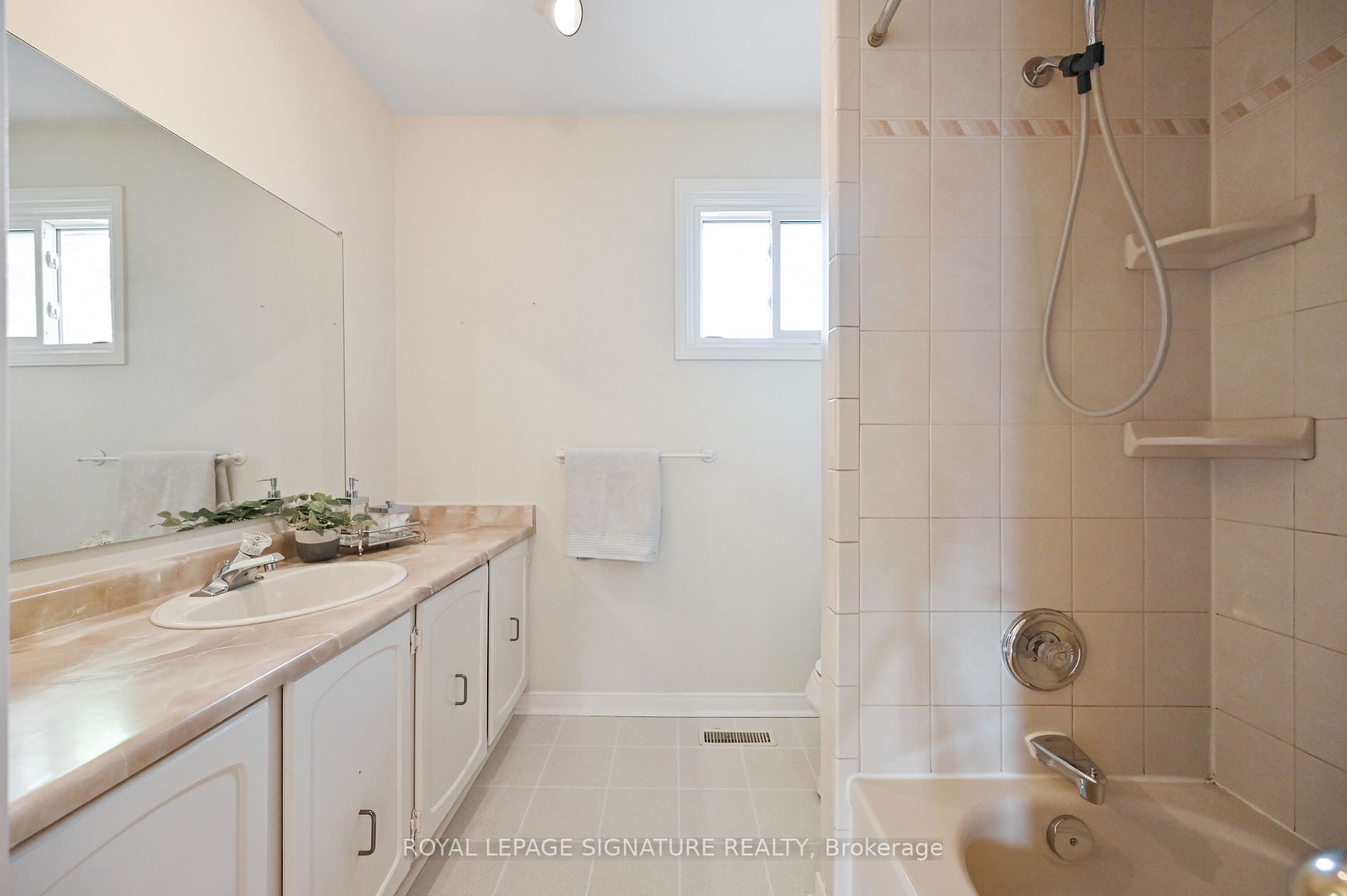 Listing W6012632 - Large Photo # 31