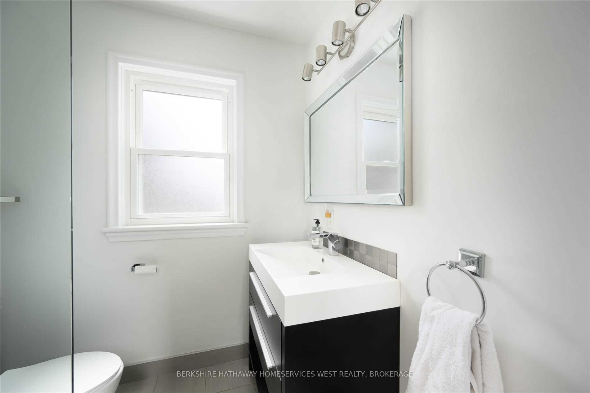 Listing W6012669 - Large Photo # 19