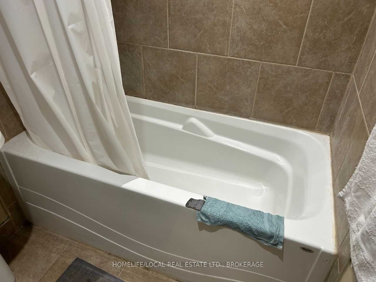 Listing W6012805 - Large Photo # 8