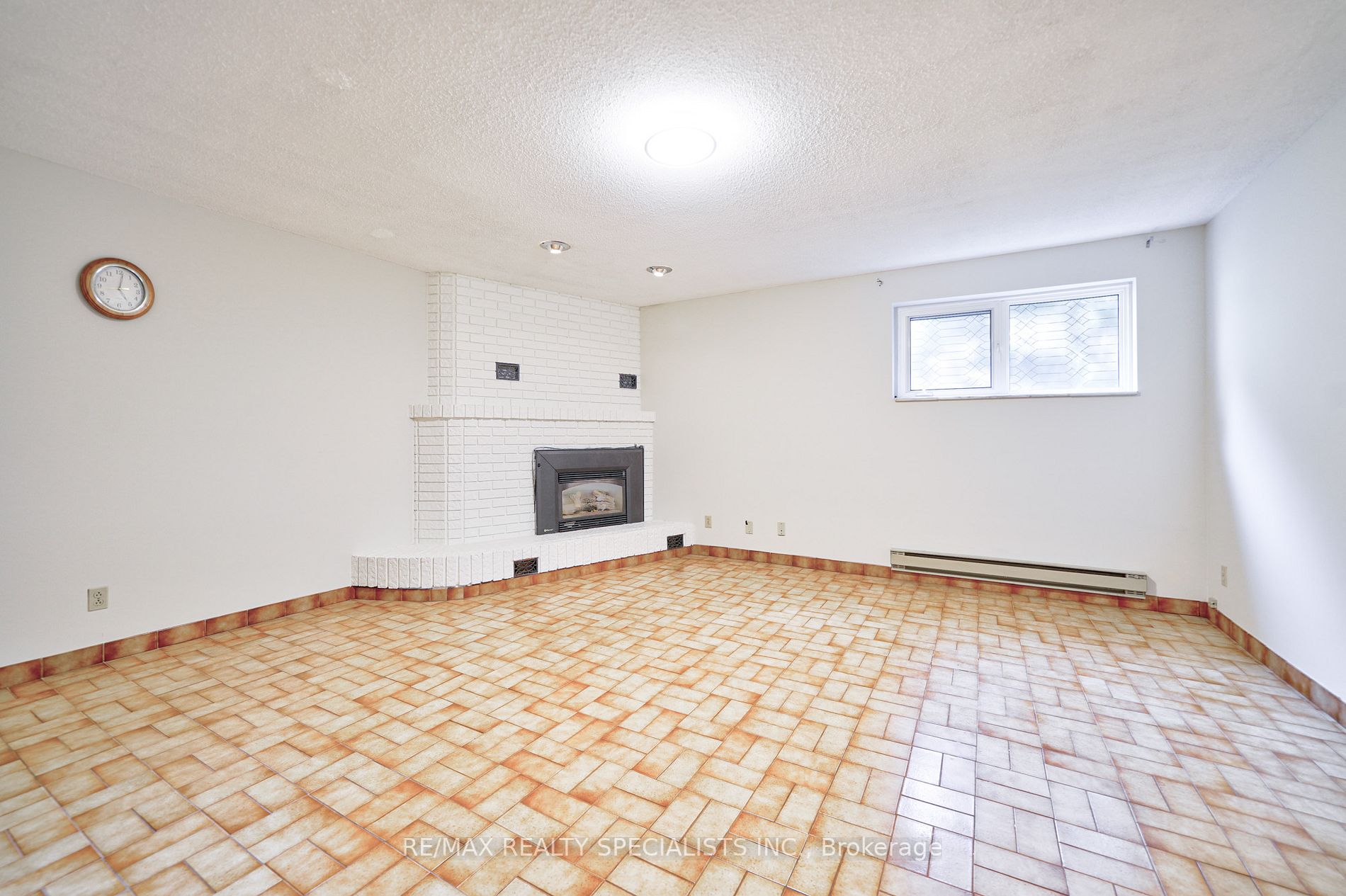 Listing W6012896 - Large Photo # 27