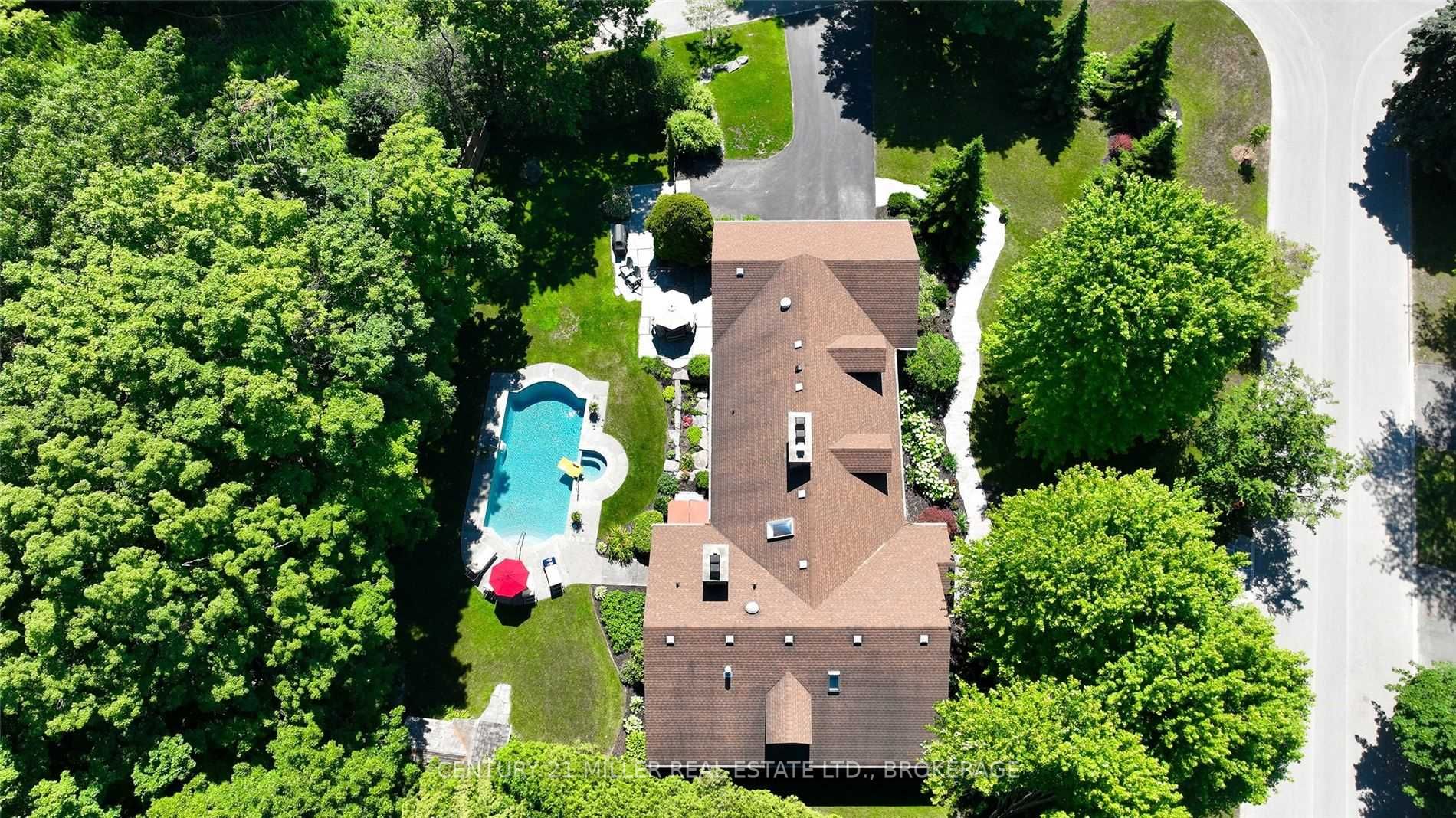 Listing W6013025 - Large Photo # 2