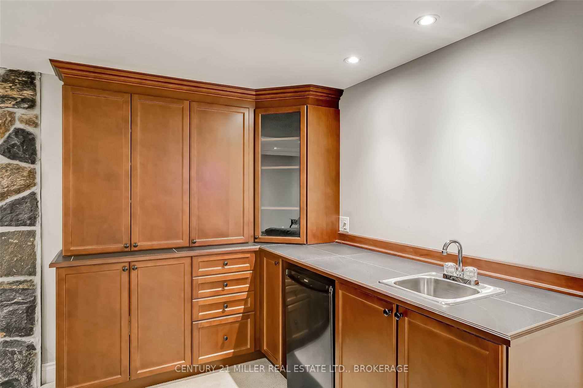Listing W6013025 - Large Photo # 32