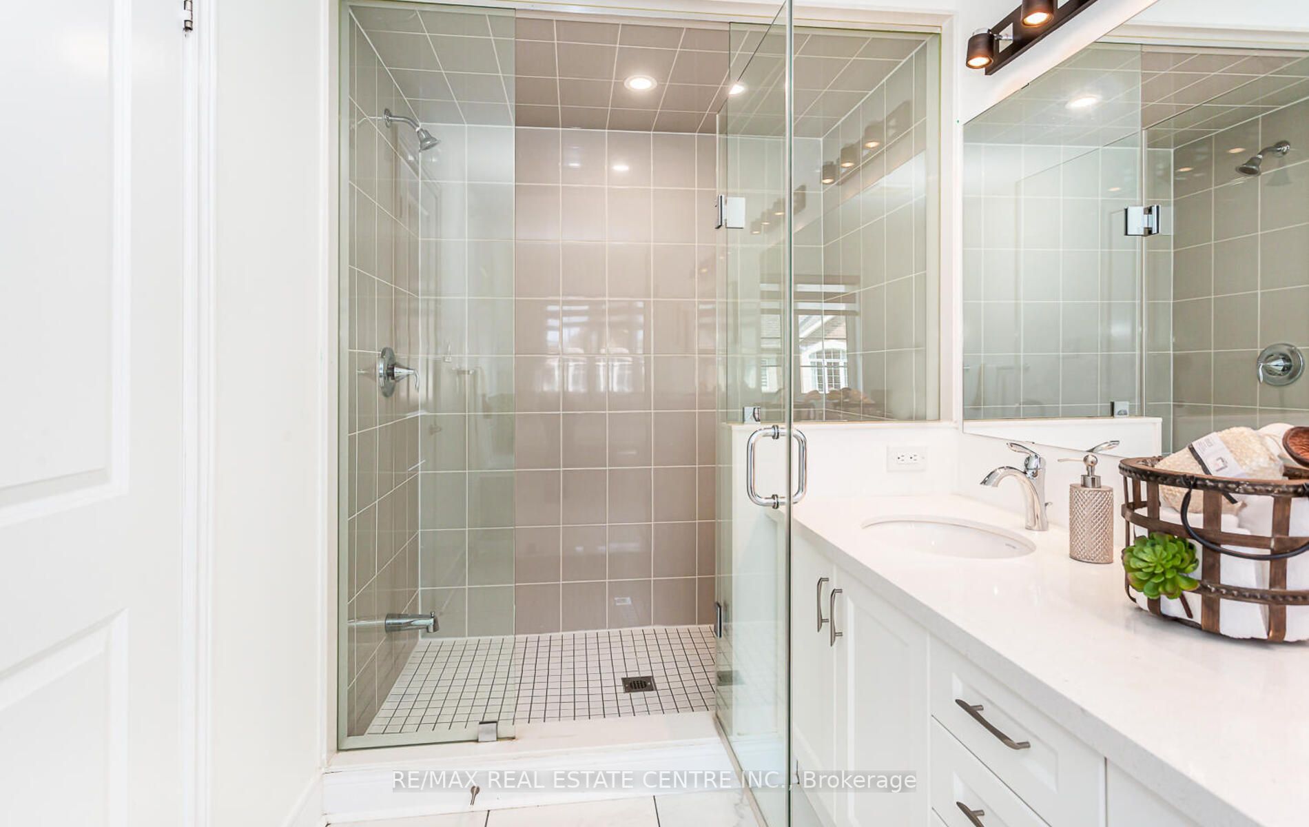 Listing W6013036 - Large Photo # 31