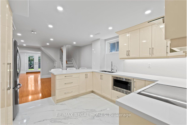 53 Princeton Terr, Brampton