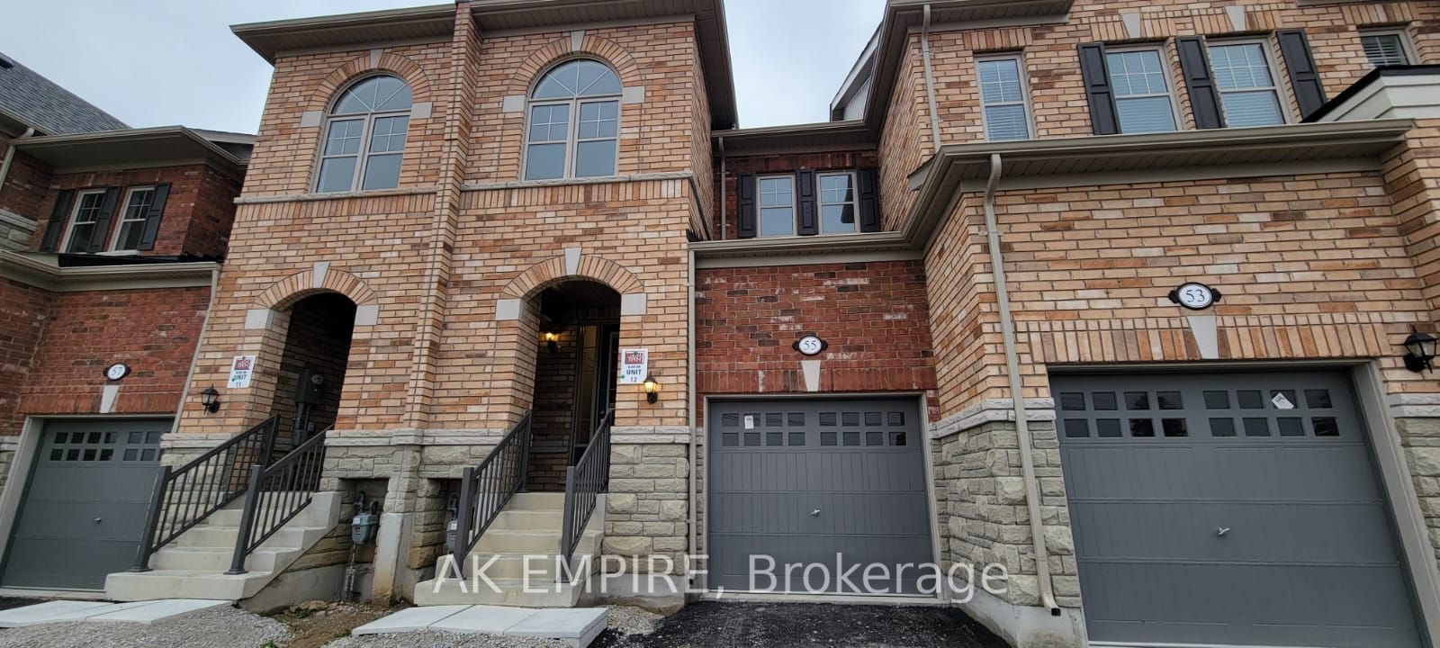 55 Benhurst Cres