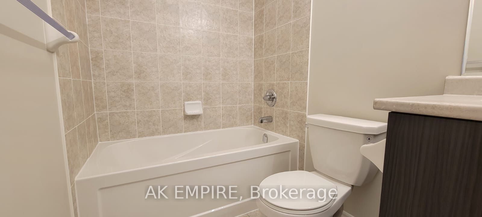 55 Benhurst Cres