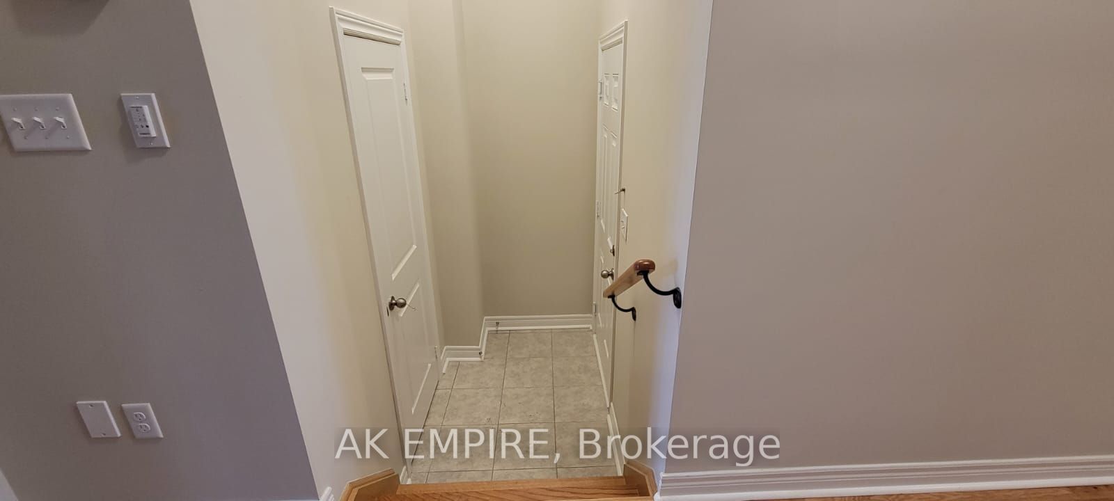 55 Benhurst Cres