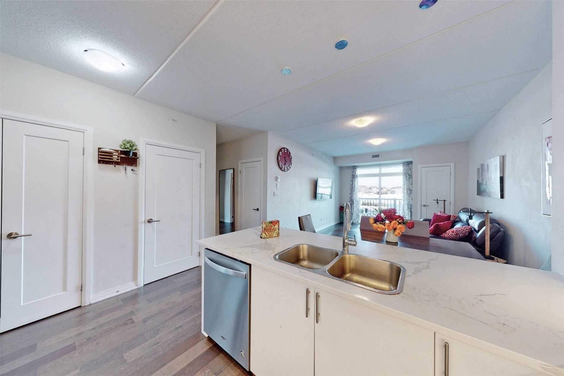 Listing W6013713 - Large Photo # 23