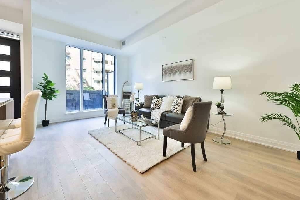 21 Park St E, #Th03