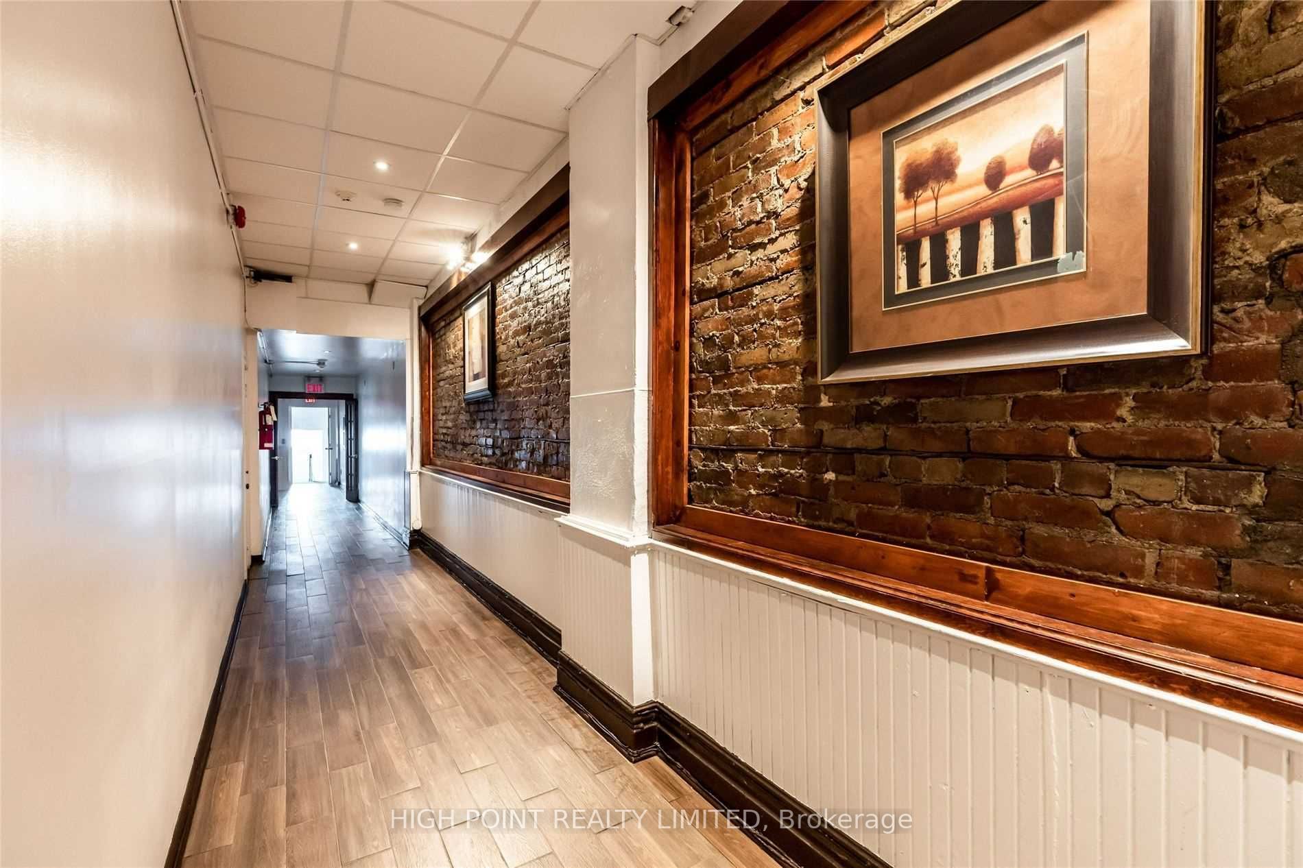 Listing W6013844 - Large Photo # 2