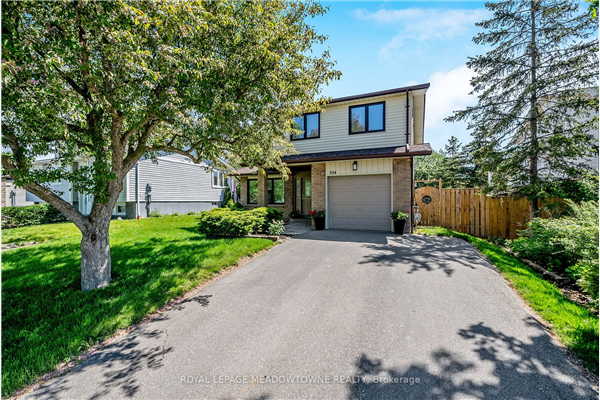 524 Woodward Ave, Milton