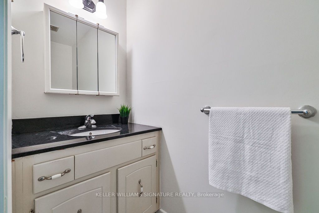 Listing W6013976 - Large Photo # 29