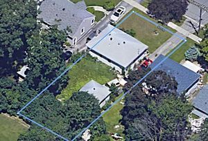 434 Queen Mary Dr